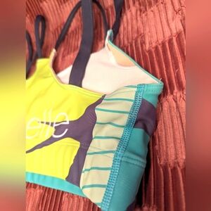 Oiselle Sports Bra size Small